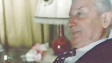 Βίντεο In The Bed πορνο σεχ χχχ με την καυλιάρα Ρίκα Σακούραι από το JAV Hub